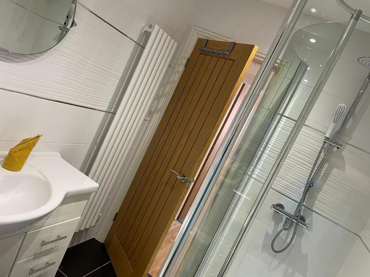 Central Hull Spacious Apartment H3 Kingston upon Hull Exterior foto