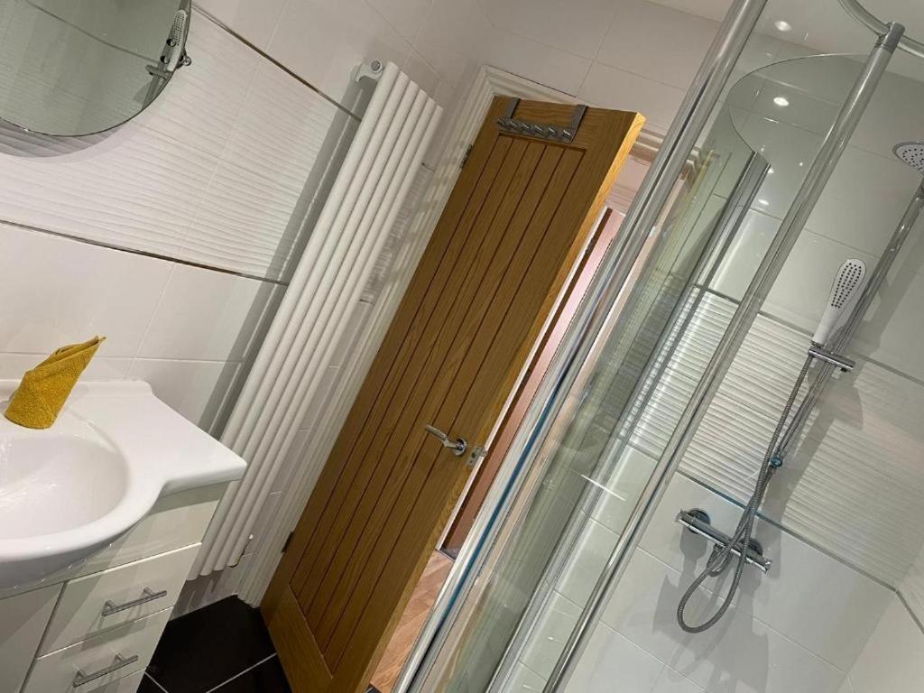 Central Hull Spacious Apartment H3 Kingston upon Hull Exterior foto